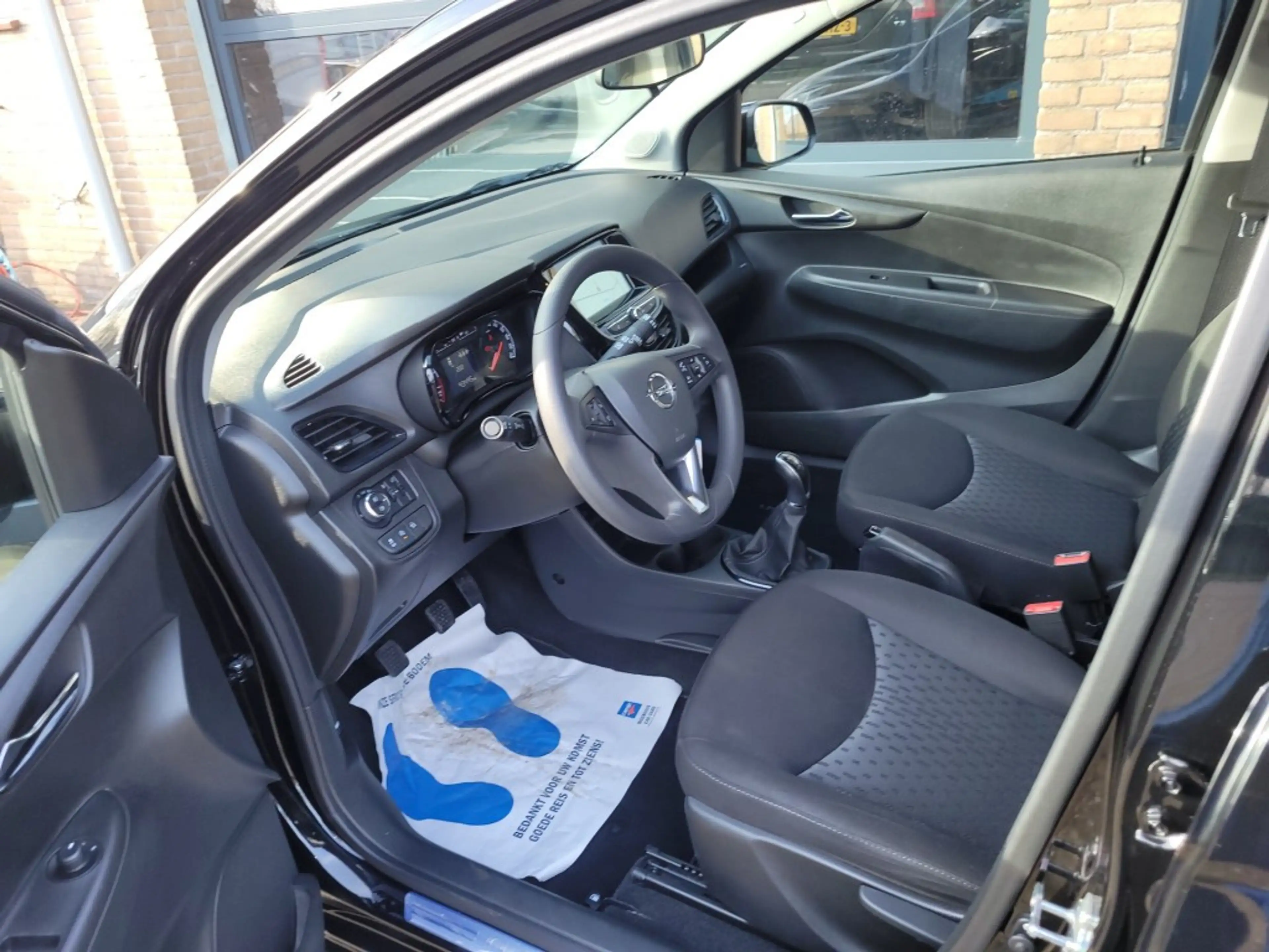 Opel Karl 1.0 Rocks Online Edition — photo 9