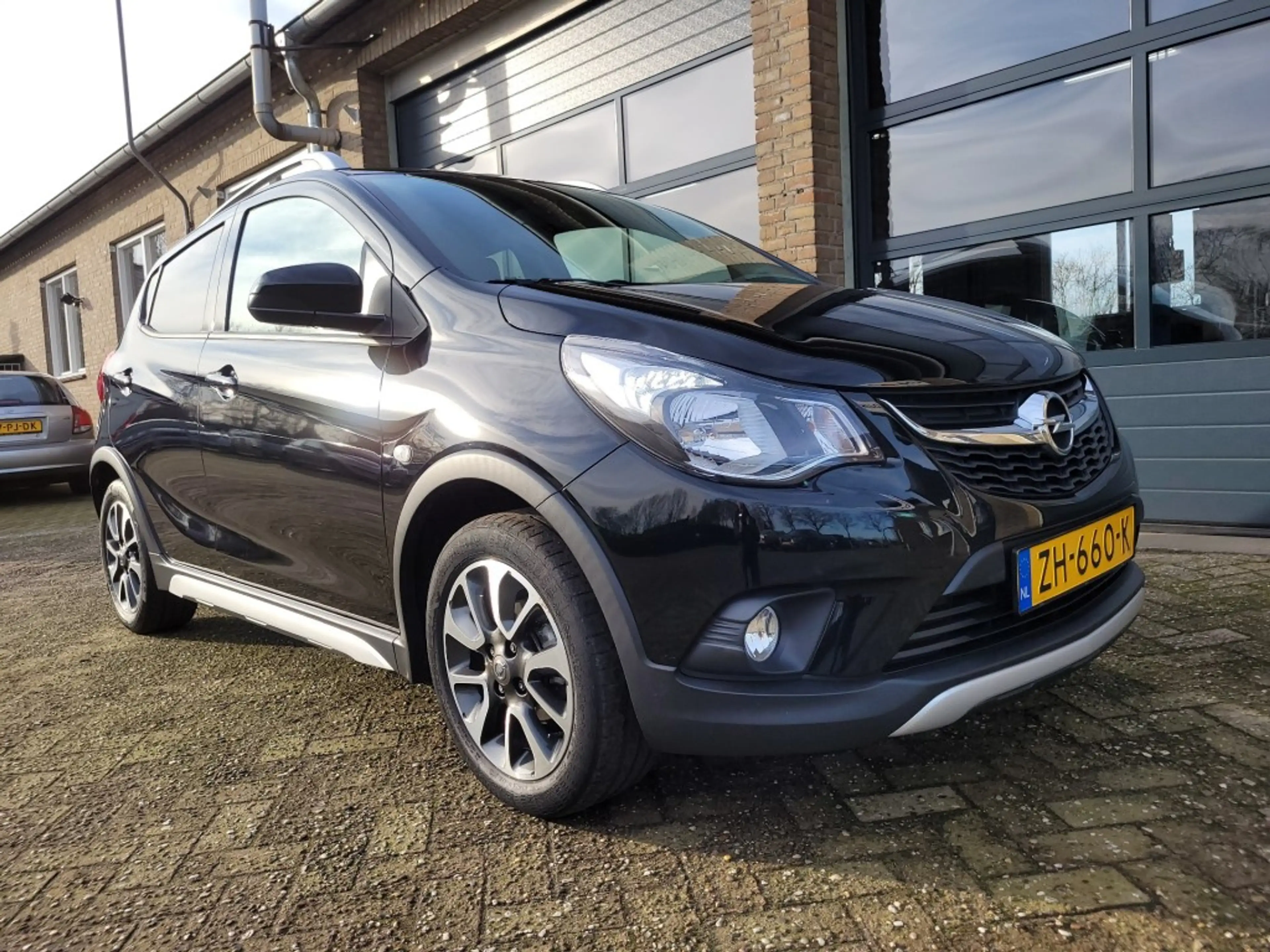 Opel Karl 1.0 Rocks Online Edition — photo 8