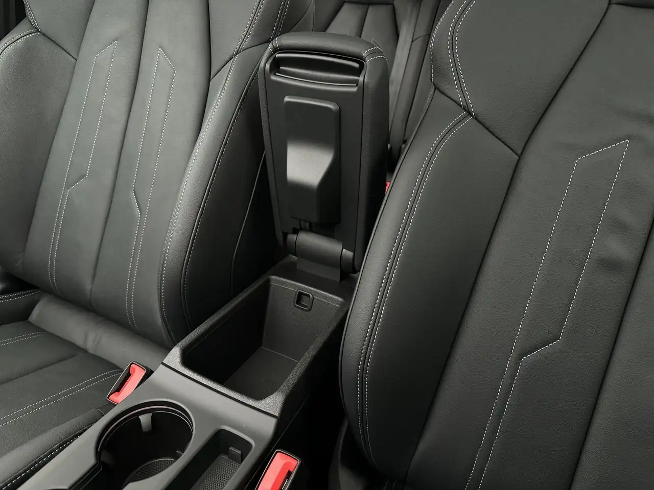 Audi S3 снимка Audi S3
