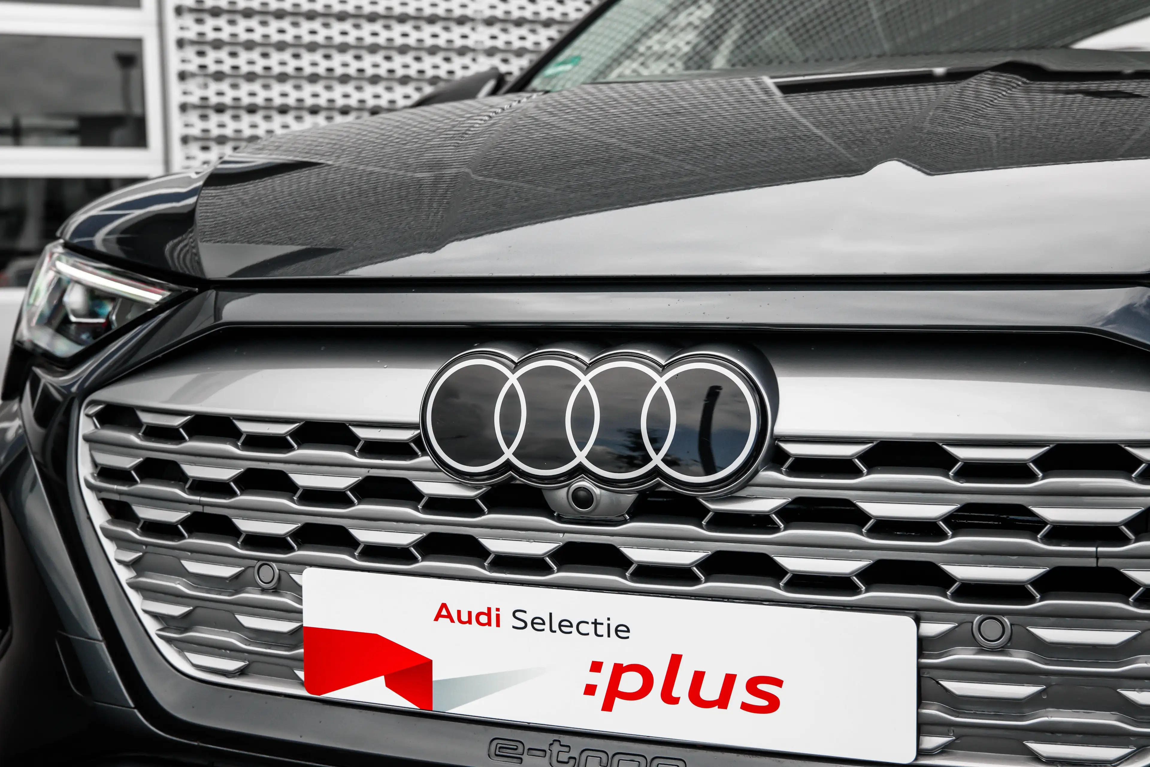 Audi Q8 e-tron Sportback 55 quattro Edition 115 kWh | Achteruitri — photo 14