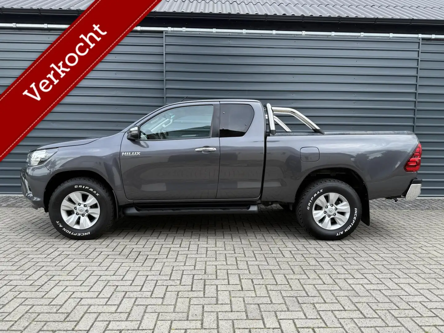 Toyota Hilux 2.4 D-4D-F Xtra Cab 4X4 Rolbar AWD Camera Grijs - 2
