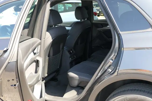 Audi Q5 view 15