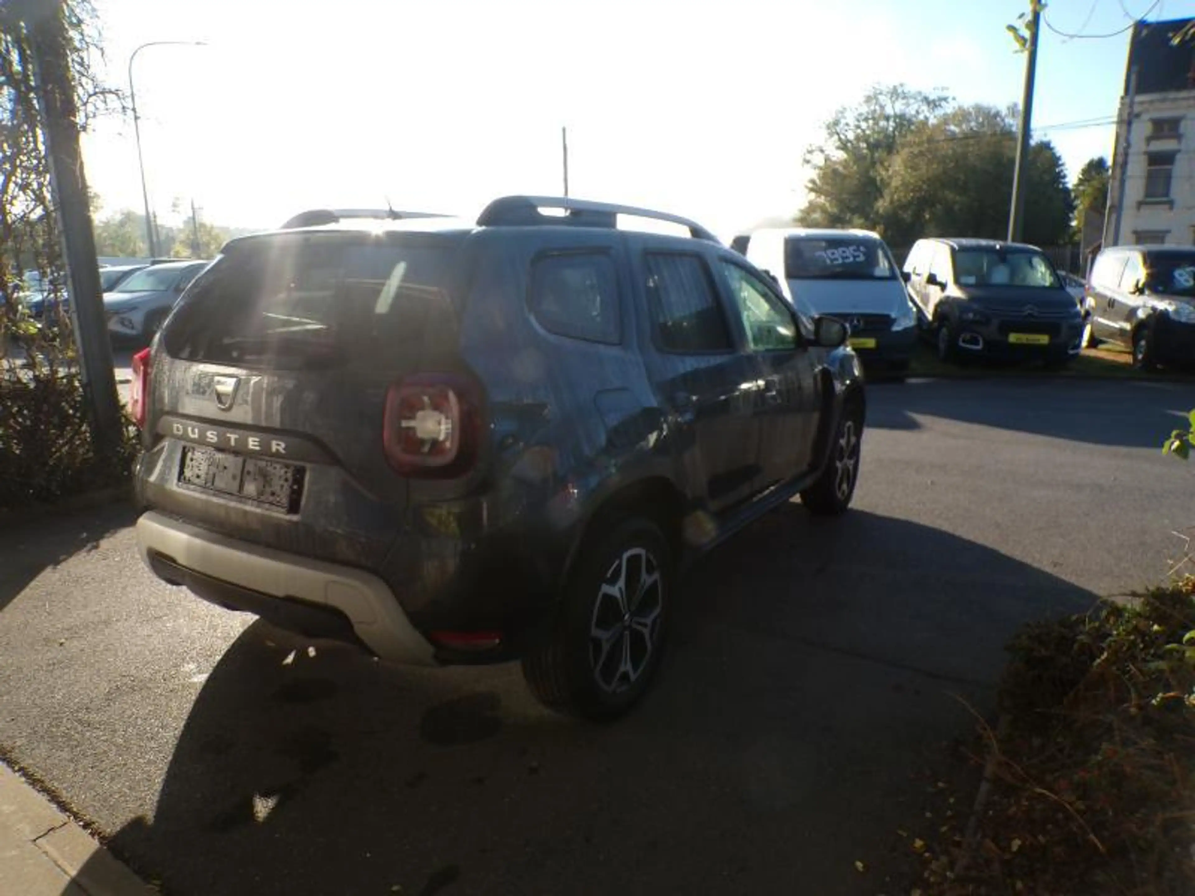 Dacia Duster 1.3 130cv Gris 05/19 Airco GPS Camera Cruise — photo 4