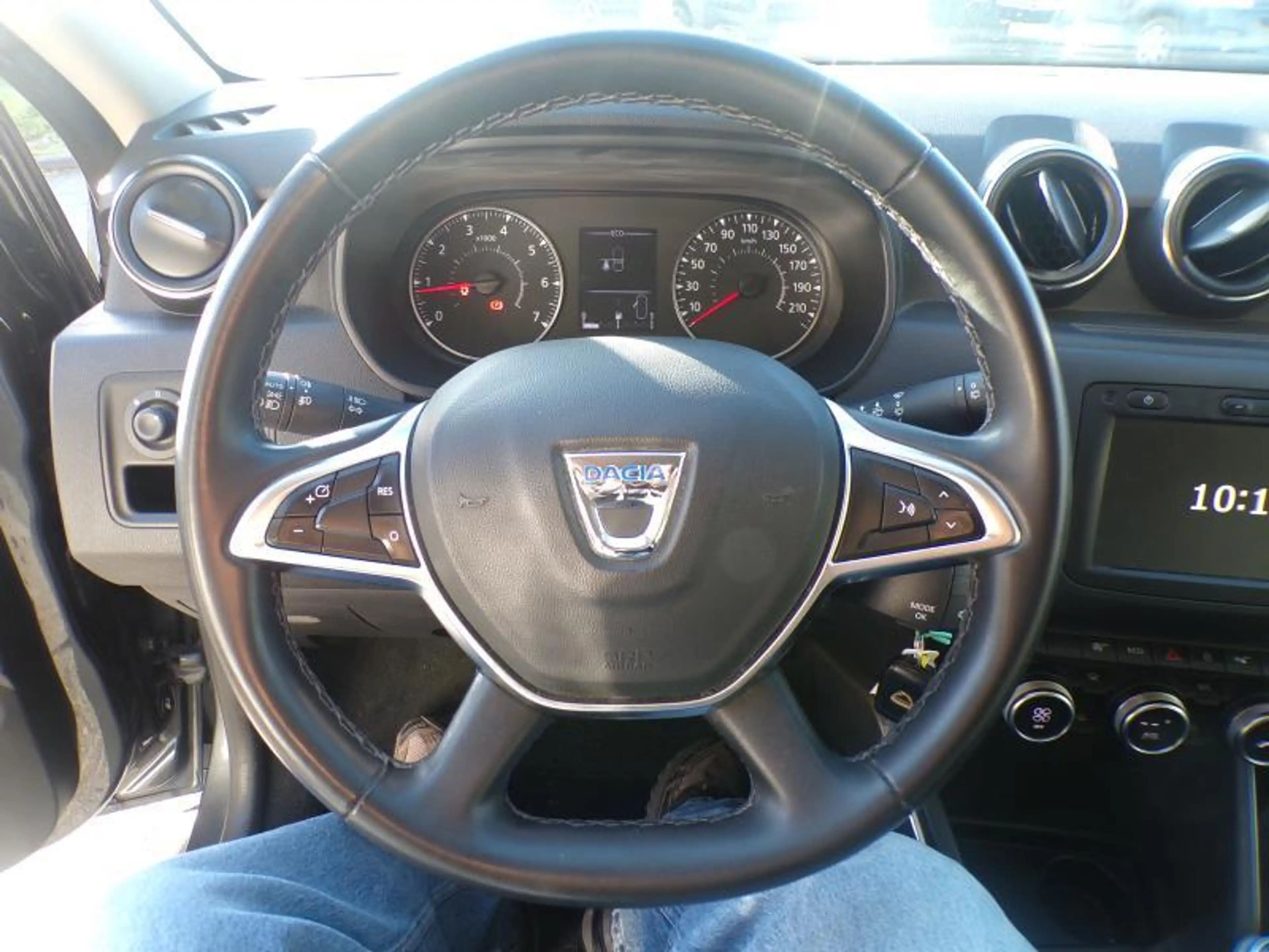 Dacia Duster 1.3 130cv Gris 05/19 Airco GPS Camera Cruise — photo 10