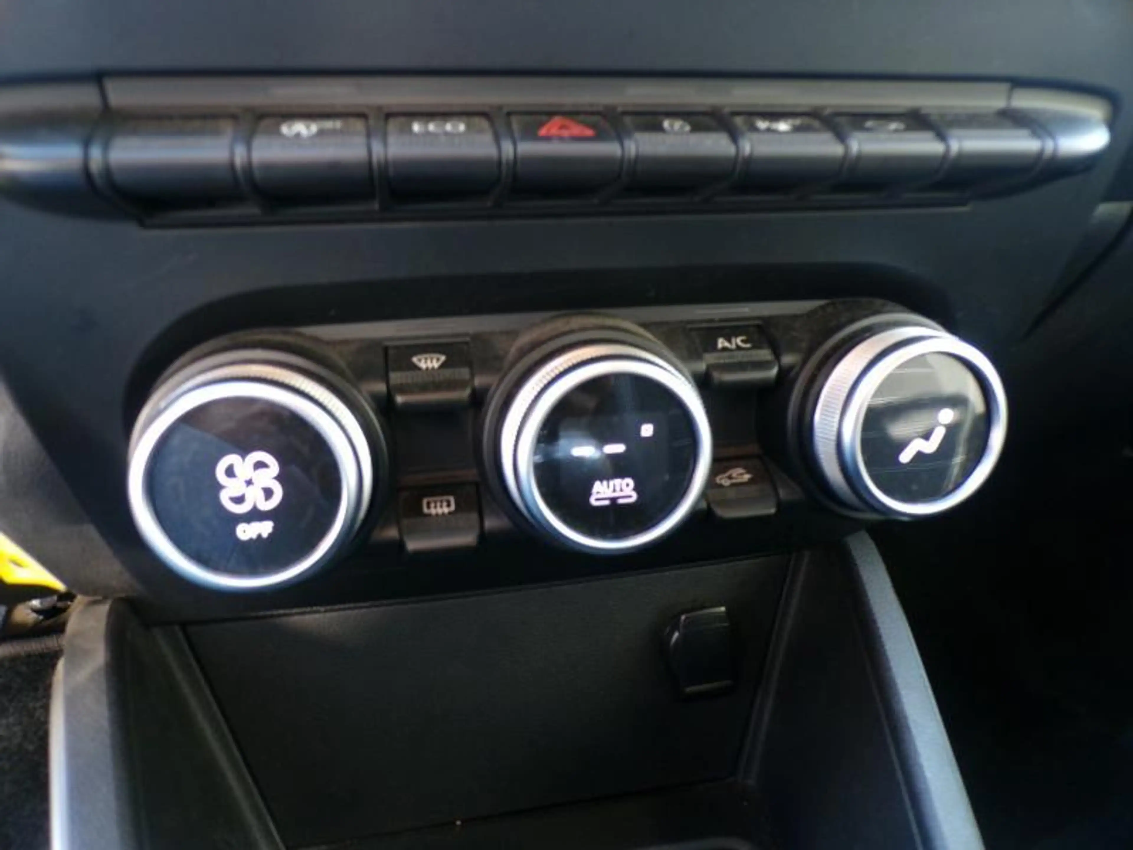 Dacia Duster 1.3 130cv Gris 05/19 Airco GPS Camera Cruise — photo 13