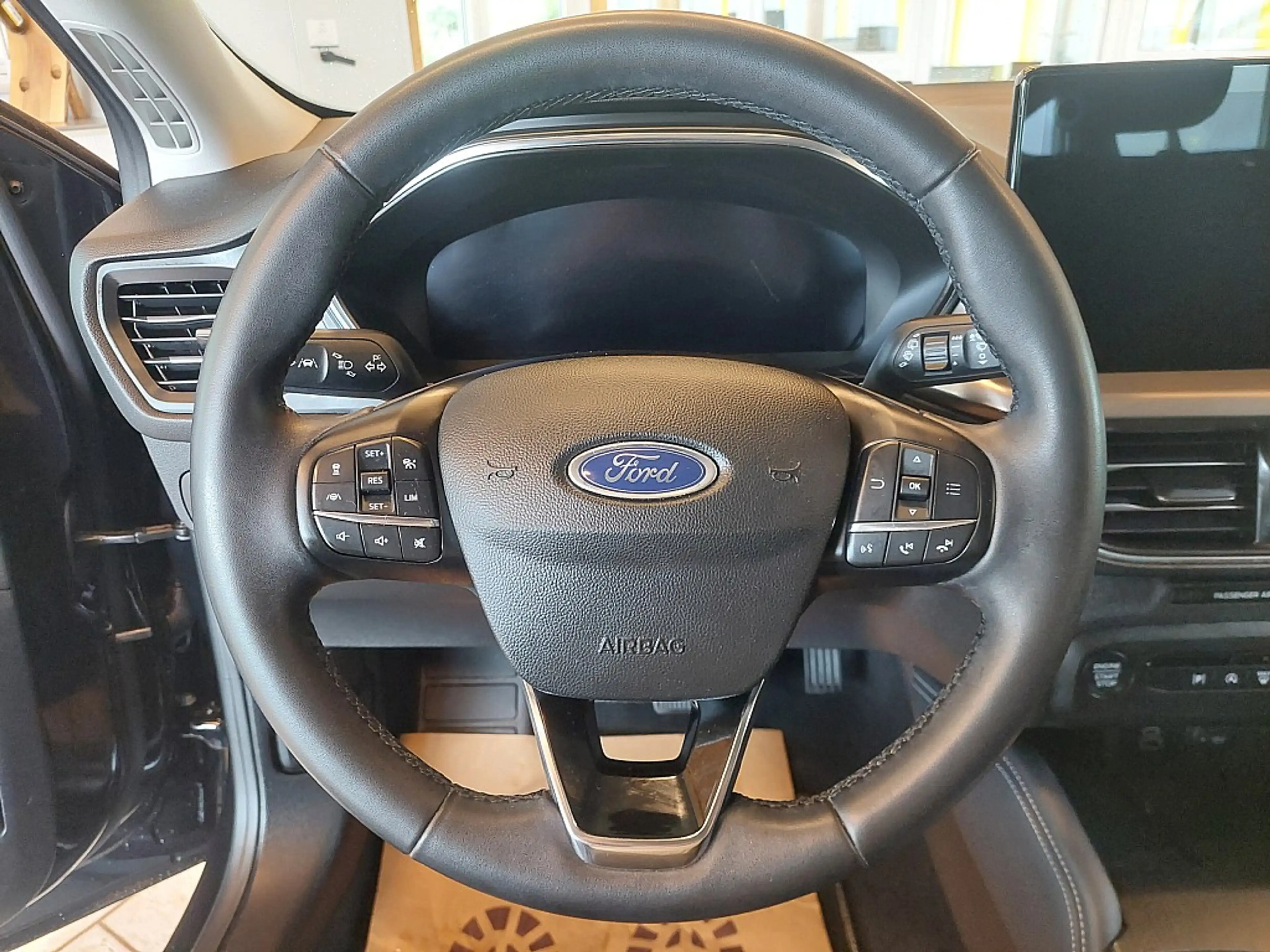 Ford Focus Turnier 1,5 EcoBlue Titanium X Aut. — photo 11