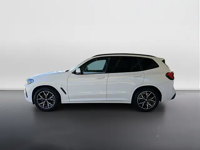 BMW X3 view 6