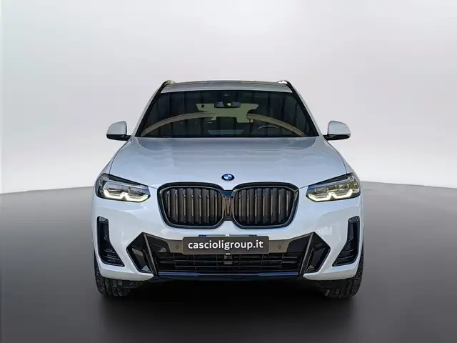 BMW X3 view 2