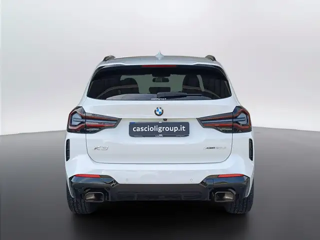 BMW X3 view 5