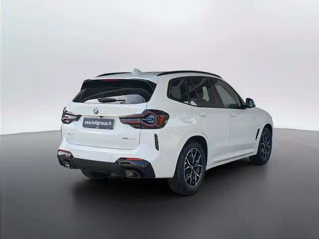 BMW X3 view 4