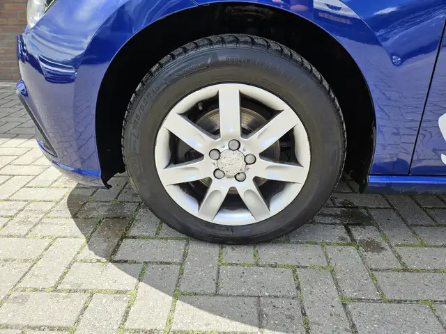 Seat Ibiza view 4