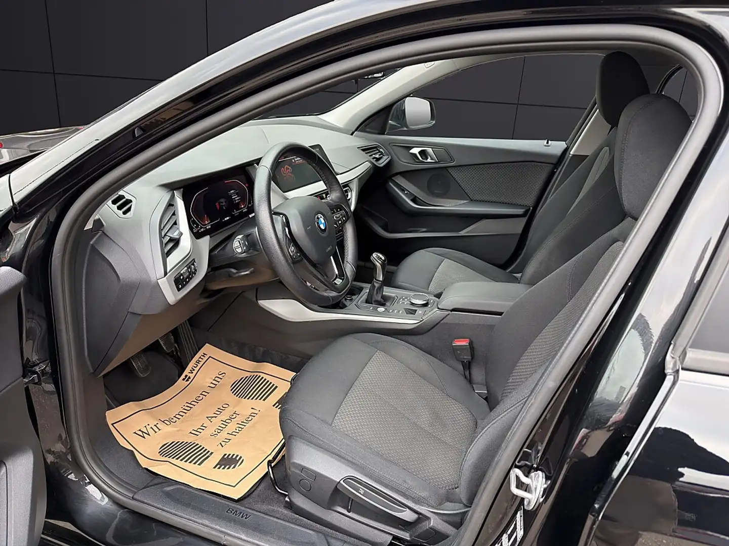 BMW 116 d Schwarz - 2