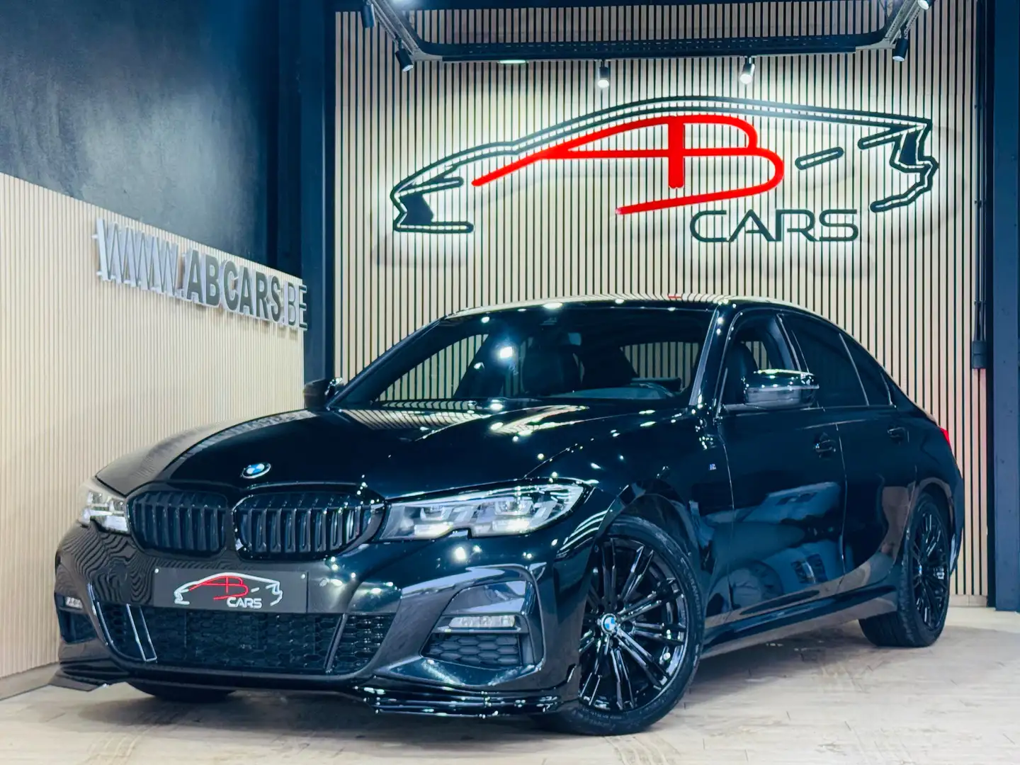 BMW 318 dA * PACK M * GARANTIE 12 MOIS * Zwart - 1