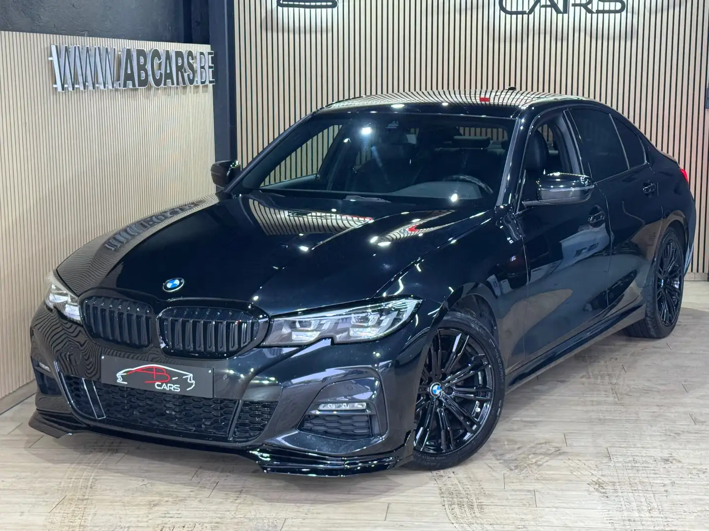 BMW 318 dA * PACK M * GARANTIE 12 MOIS * Zwart - 2