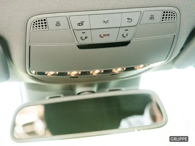Mercedes-Benz GLC view 11