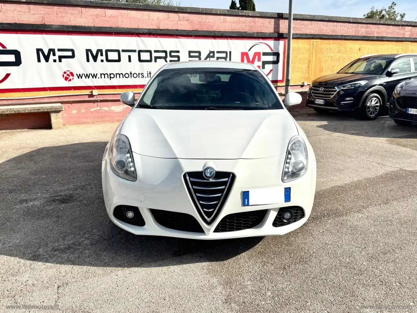 Alfa Romeo Giulietta GIULIETTA DISTINCTIVE 1.4 170CV GPL Weiß - 2