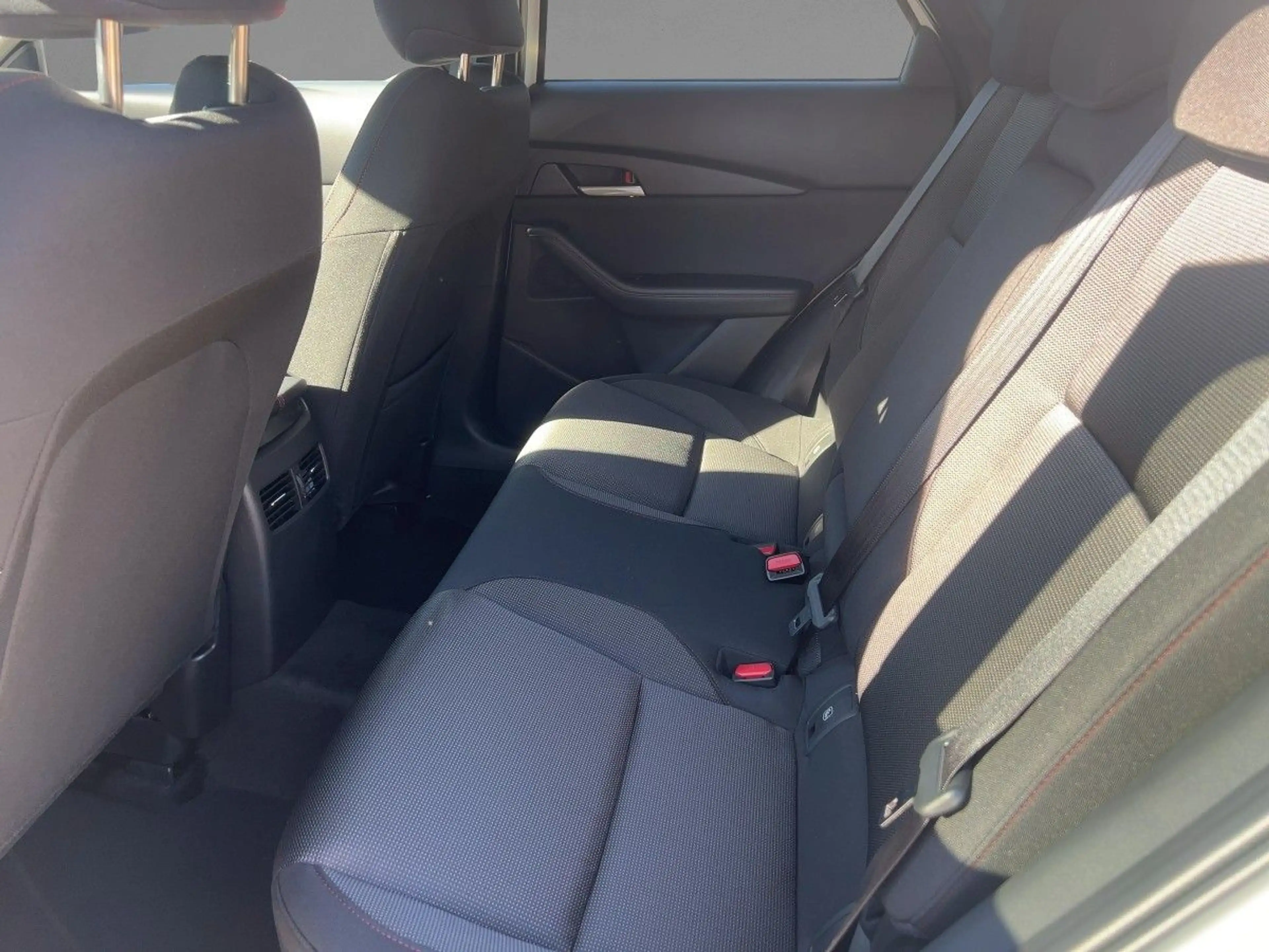 Mazda CX-30 G140 6MT 2WD HOMURA Carplay, RFK, SHZ Navi — photo 7