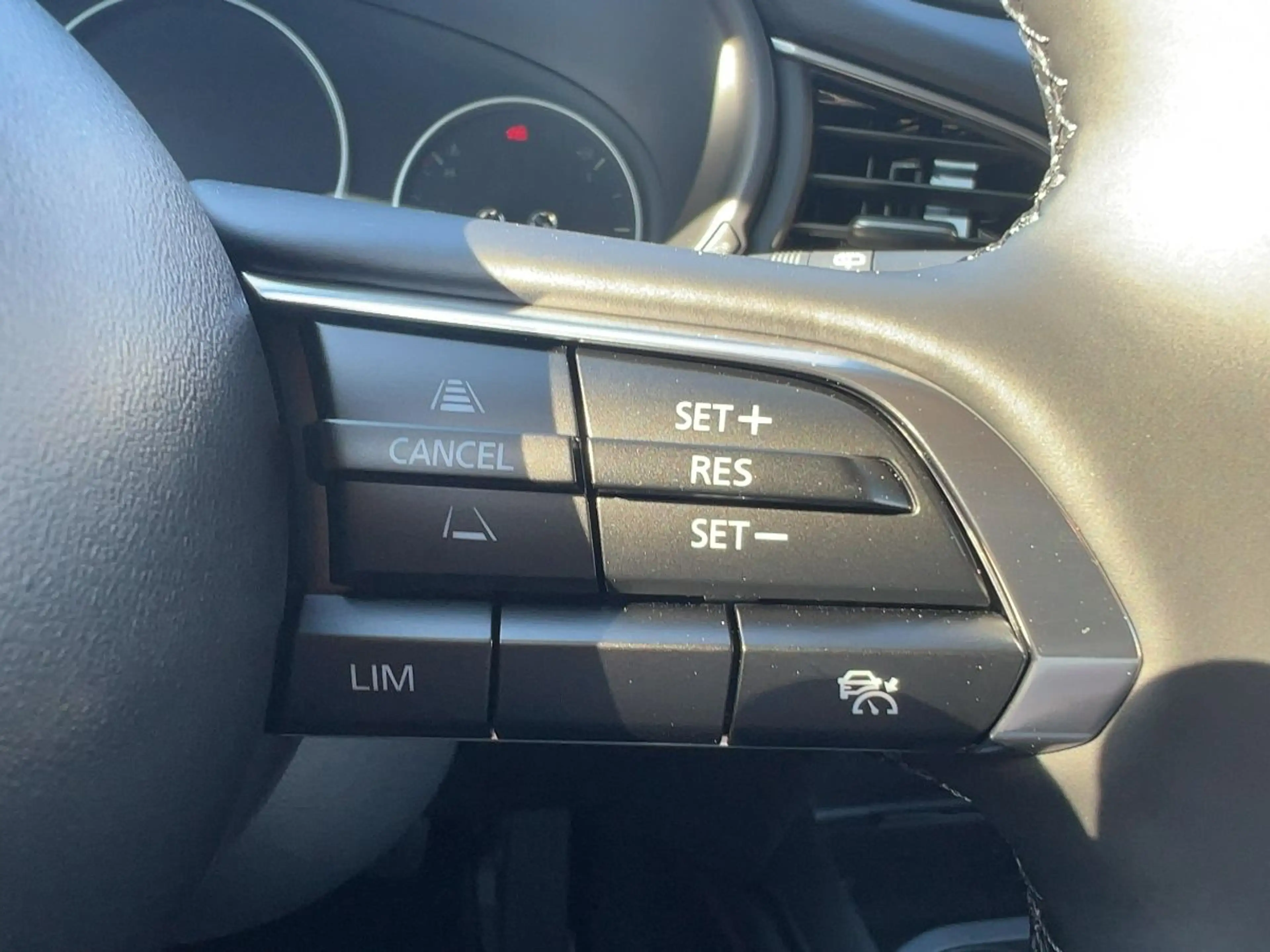 Mazda CX-30 G140 6MT 2WD HOMURA Carplay, RFK, SHZ Navi — photo 14