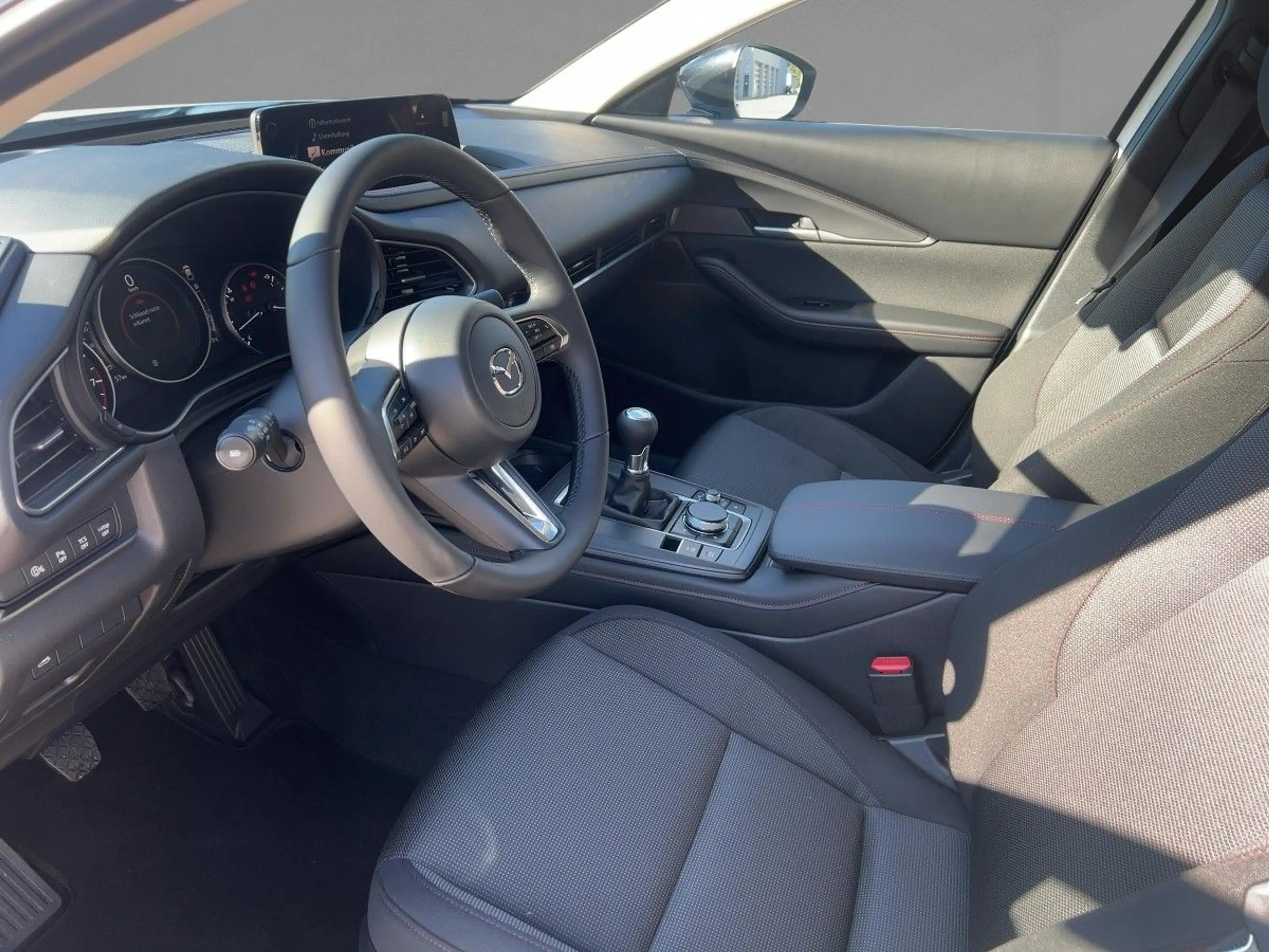 Mazda CX-30 G140 6MT 2WD HOMURA Carplay, RFK, SHZ Navi — photo 6