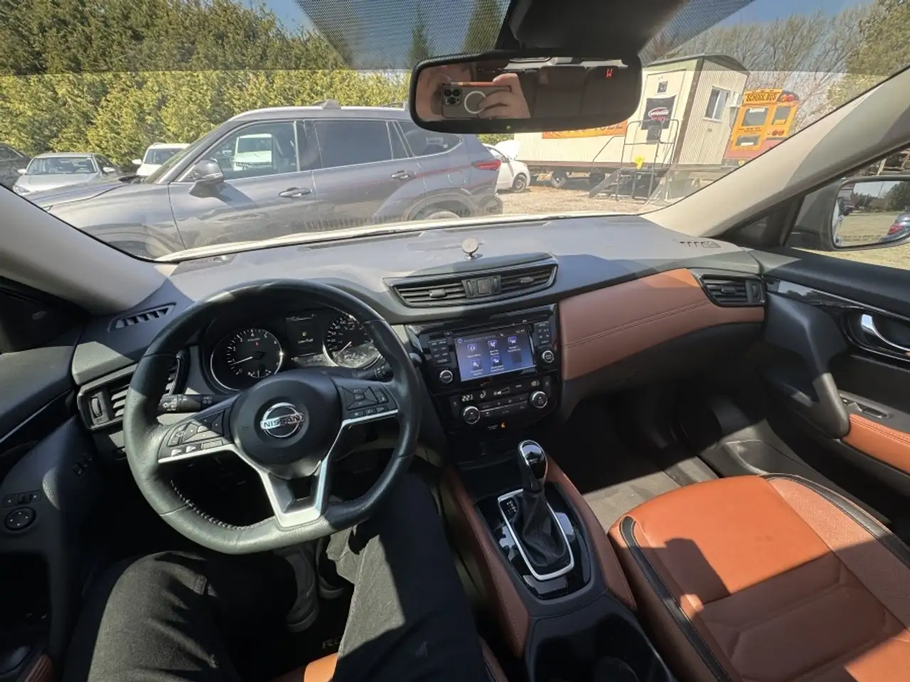 Nissan Rogue снимка Nissan Rogue
