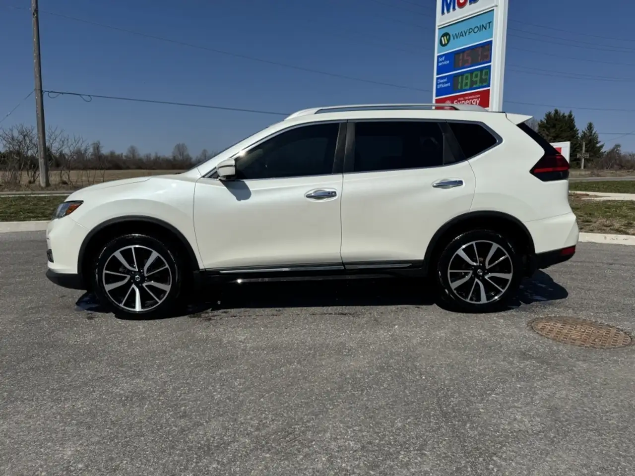 Nissan Rogue снимка Nissan Rogue