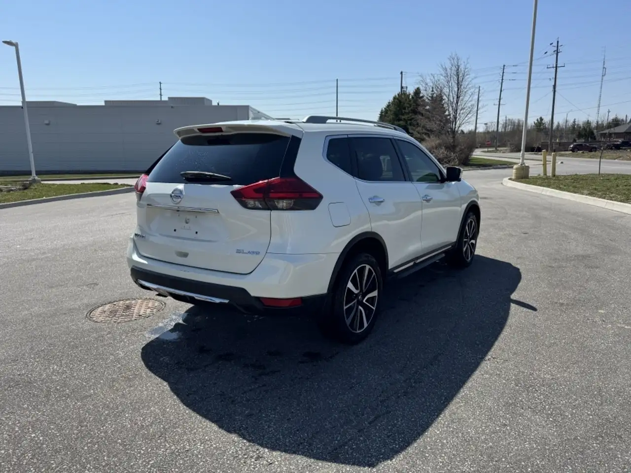 Nissan Rogue снимка Nissan Rogue