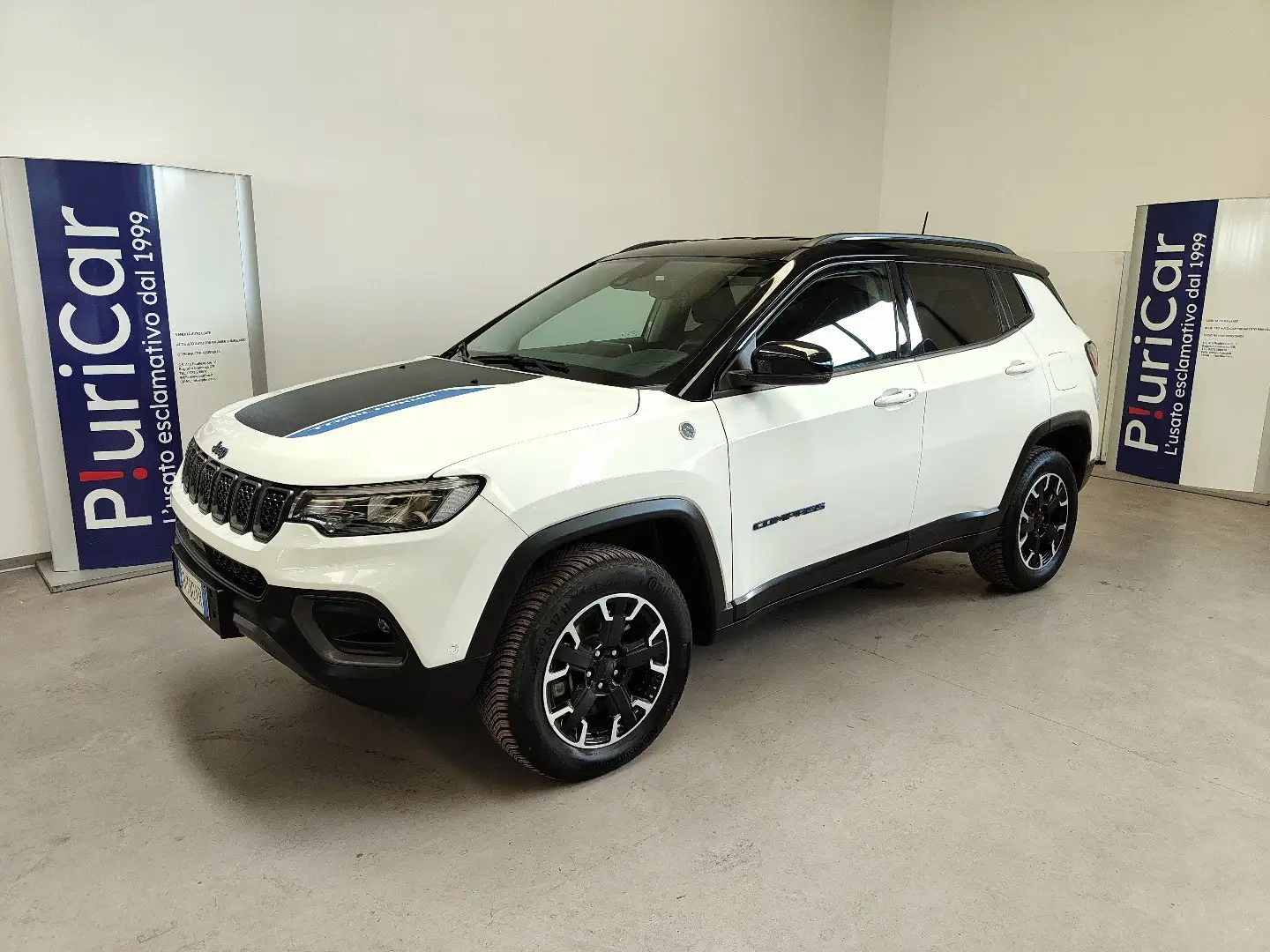 Jeep Compass 1.3 T4 240CV PHEV AT6 4xe Trailhawk Navi Fari LED Bianco - 1