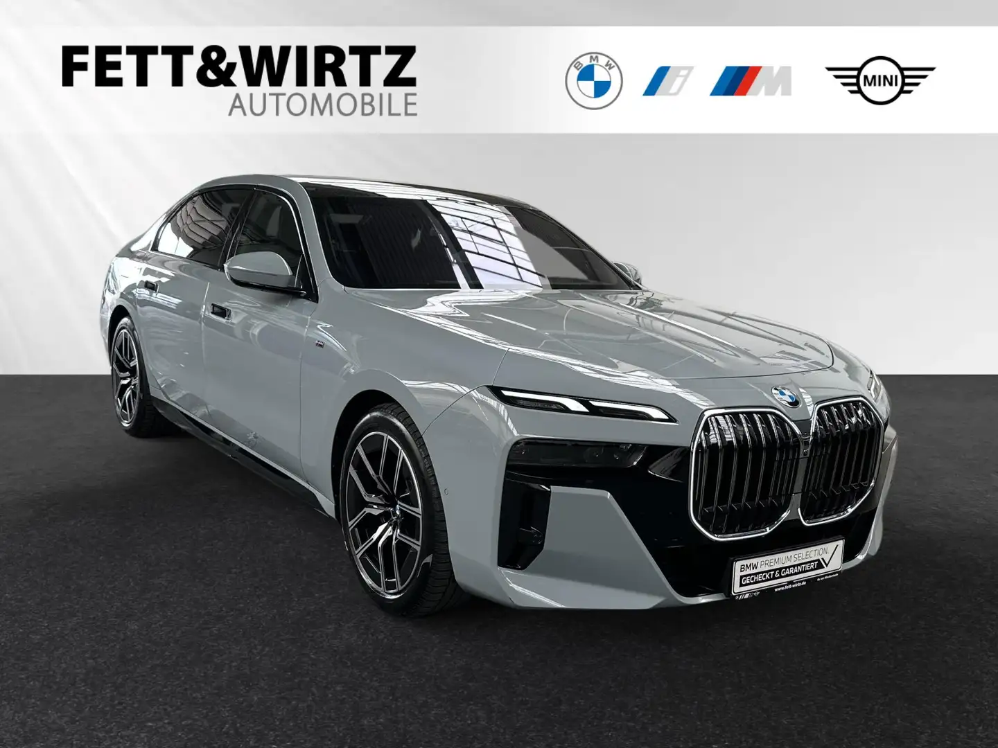 BMW 740 d xDrive M Sport|TV-Fond-Entertainment|SkyLounge|A Šedá - 1