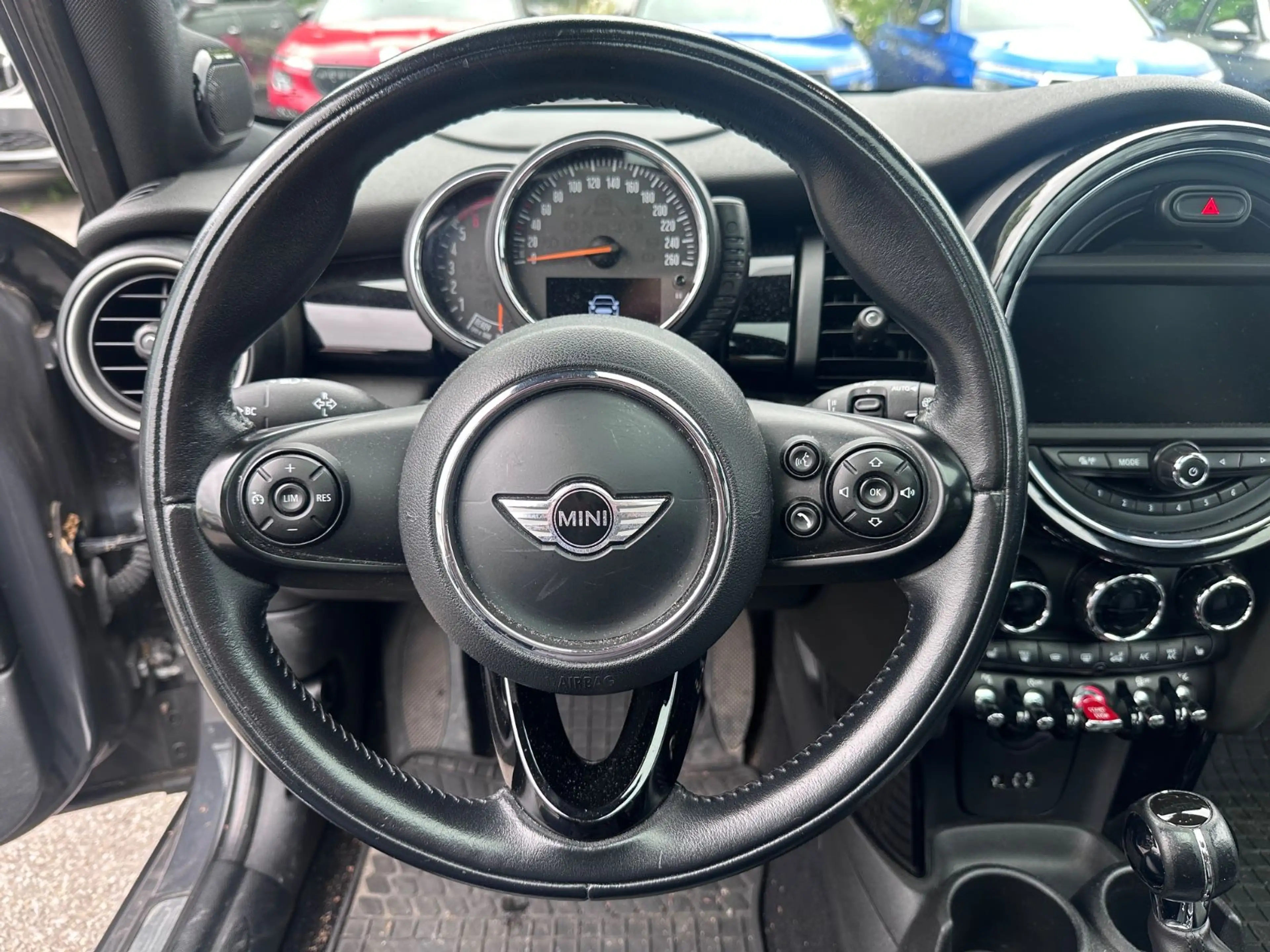 MINI Cooper SD COOPER SD Mini 5-Türer Pano LED Head-Up Voll — photo 7