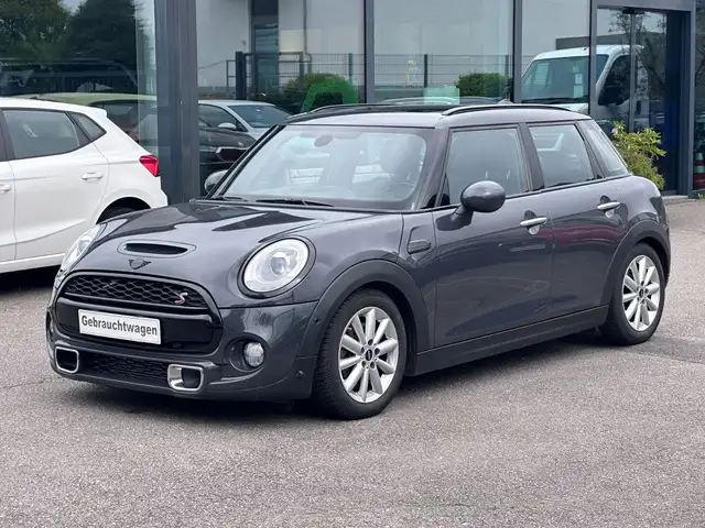 MINI Cooper SD COOPER SD Mini 5-Türer Pano LED Head-Up Voll