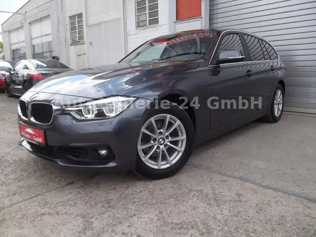 BMW 3 Series view 2