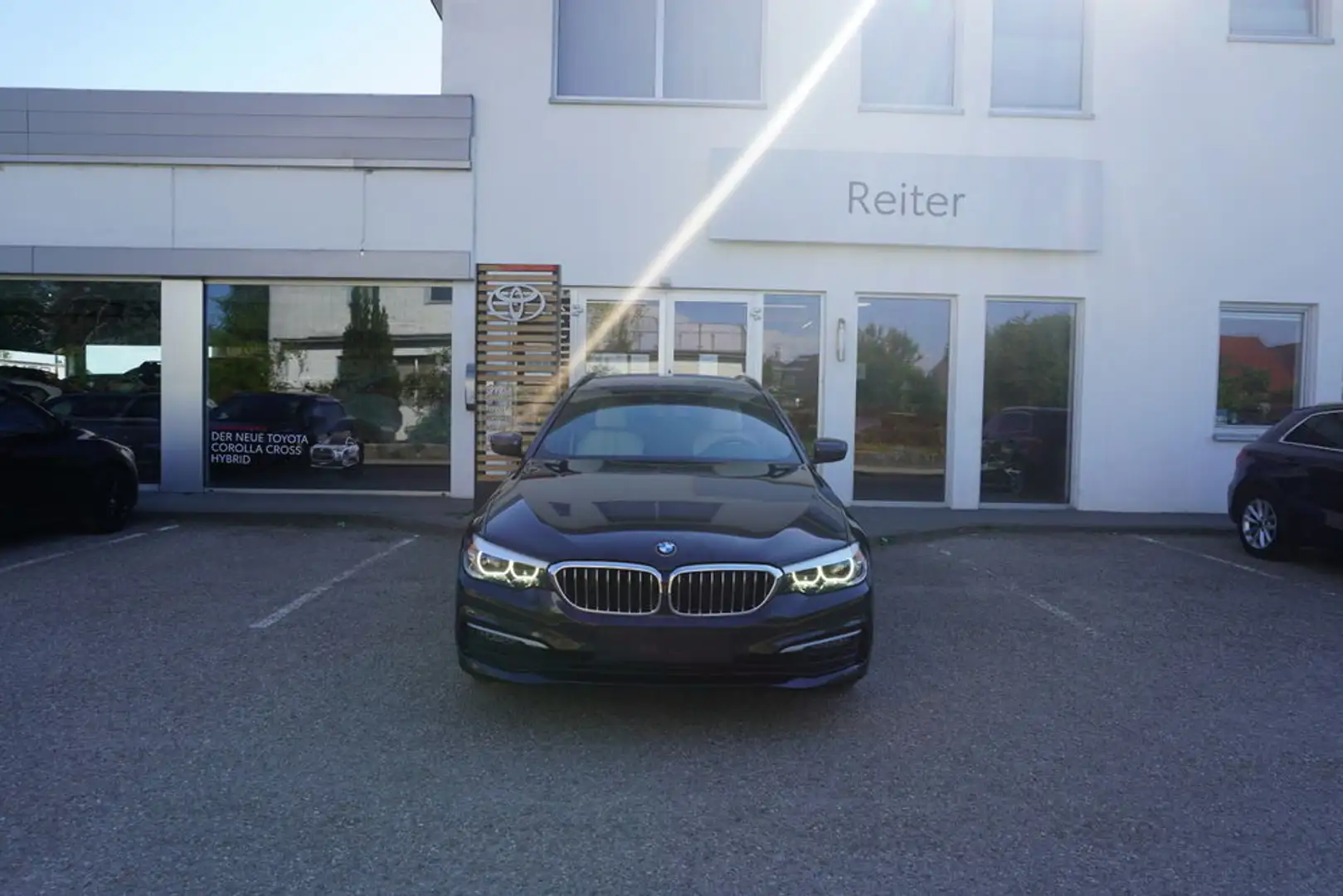 BMW 520 d Touring Aut. *LED*KAMERA*LEDER* Grau - 1