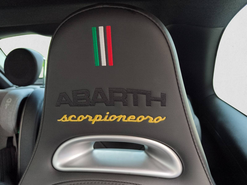 Abarth 595 1.4 T-Jet Scorpioneoro - GARANTIE 12M — photo 11