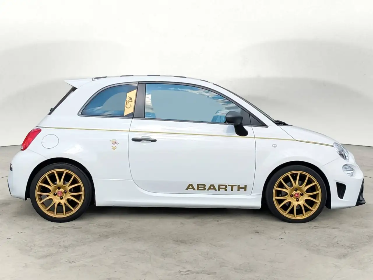 Abarth 595 2021 — фото 7