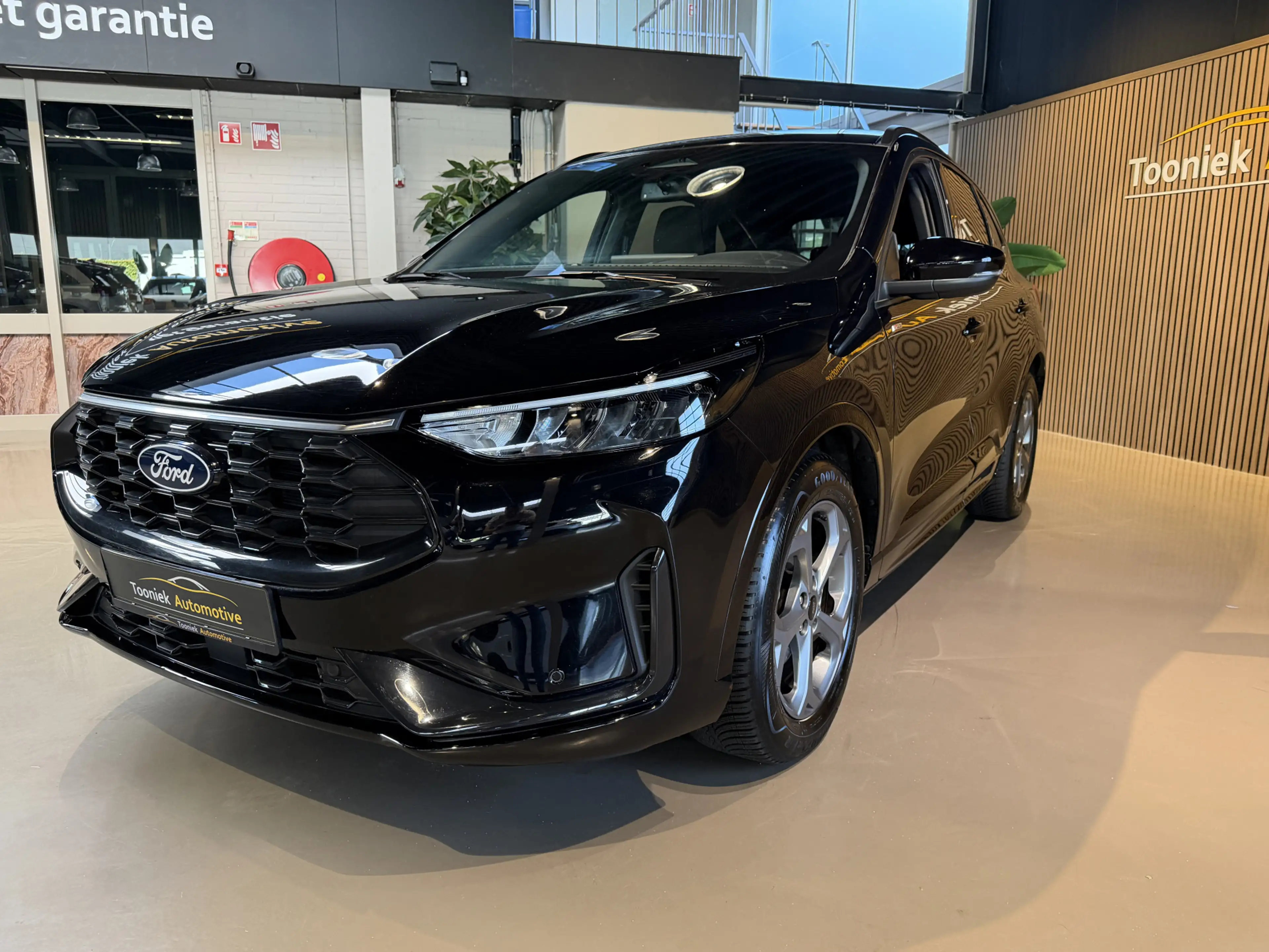 Ford Kuga 2.5 PHEV ST-Line X STOEL EN STUUR VERWARMING — photo 8