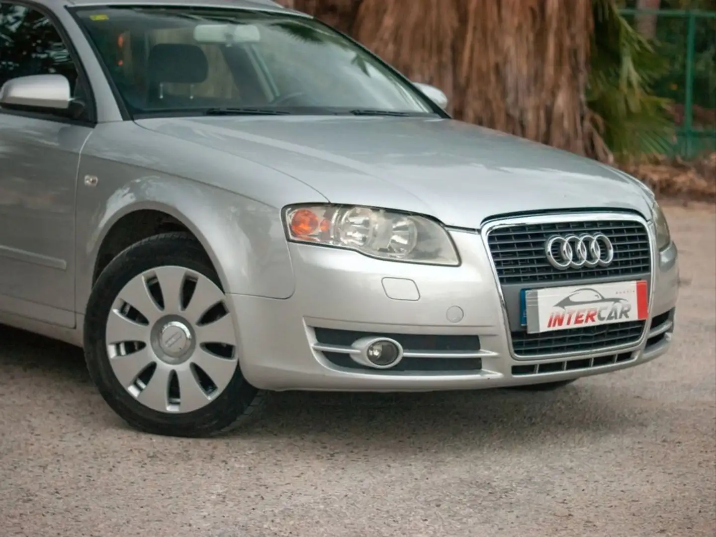 Audi A4 2.0 TDI Avant DPF Gris - 2