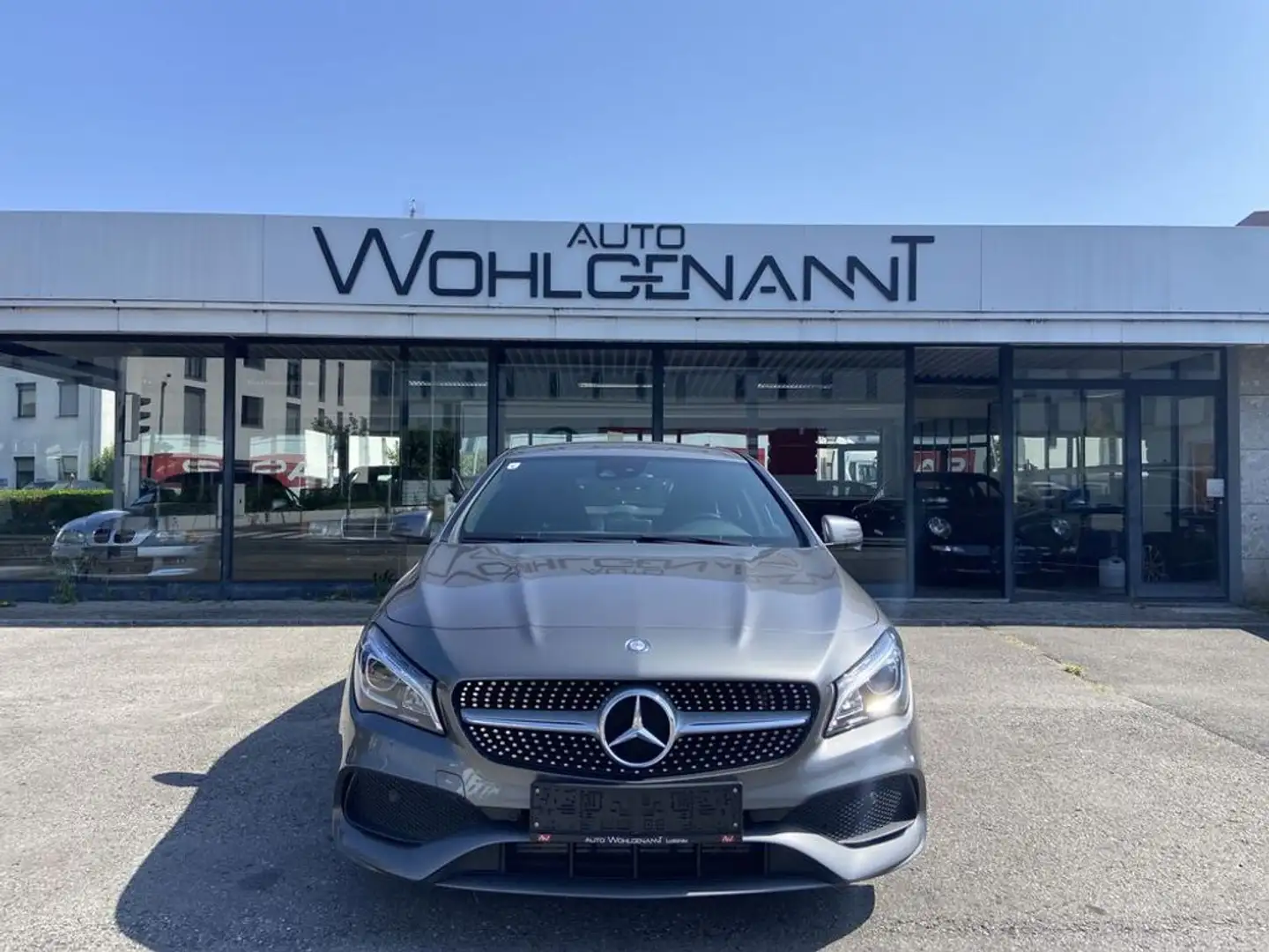 Mercedes-Benz CLA 180 (117.942)AMG line Shotingbrake Aut Gris - 1