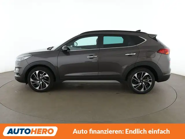 Hyundai Tucson view 3