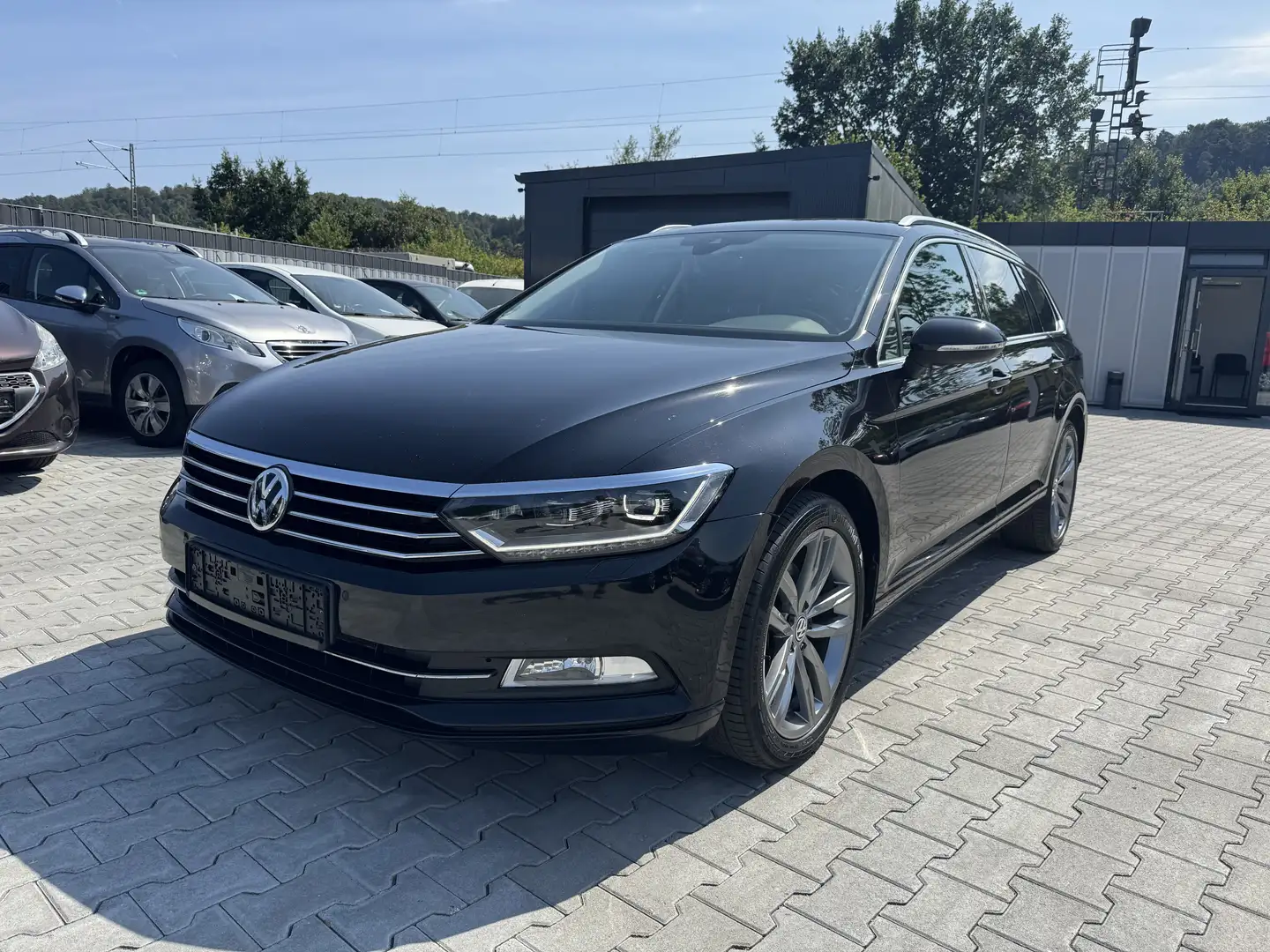 Volkswagen Passat Variant 2,0 TDI Aut.Comfortline /Navi/Kamera/LED/ACC Negro - 1