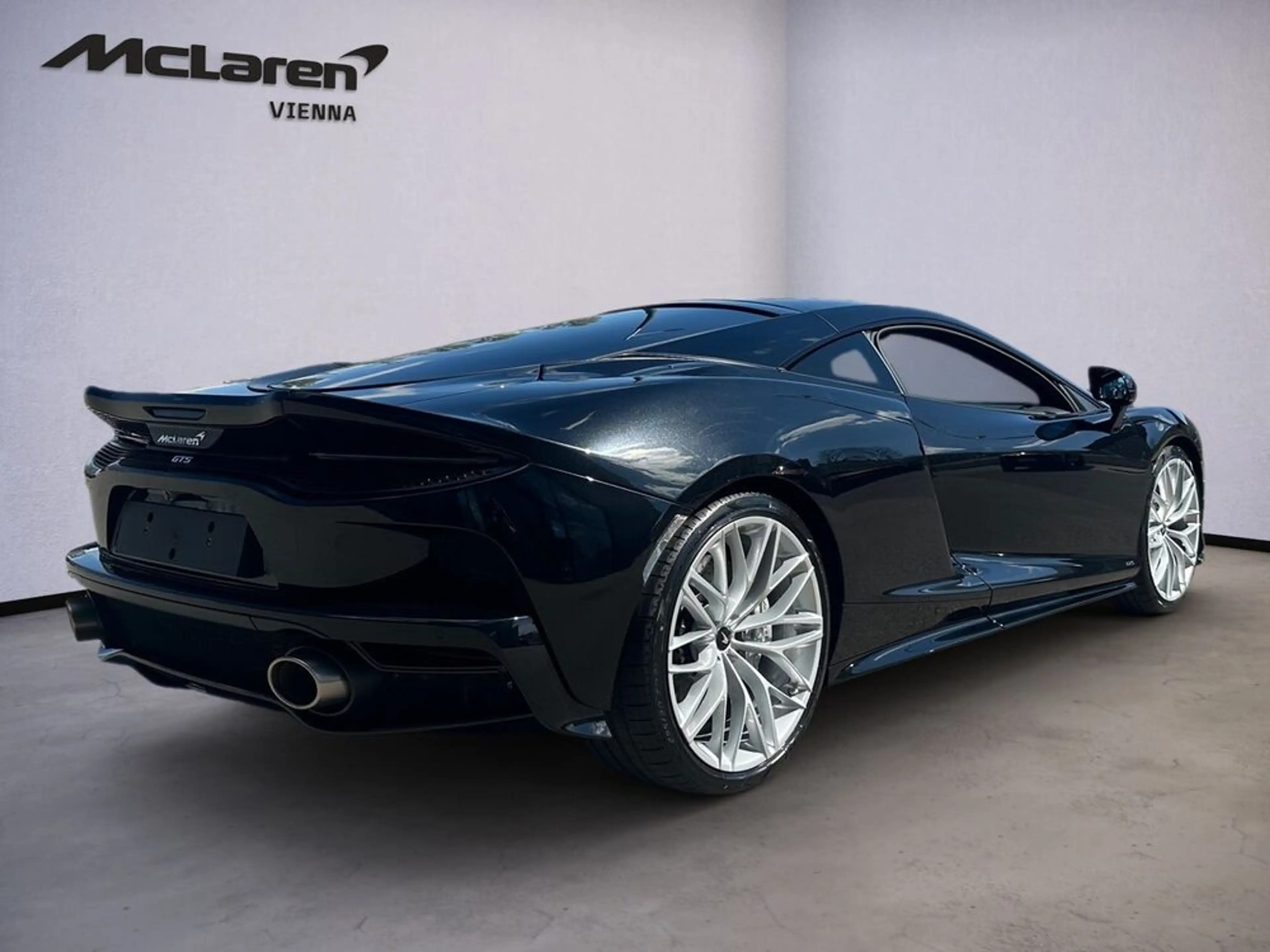 McLaren GTS GTS / MSO Black / B&W / 1,99% Leasing — photo 3