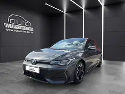 Volkswagen Golf VIII R Line/ACC/Navi/Ambiente/Apple CarPlay