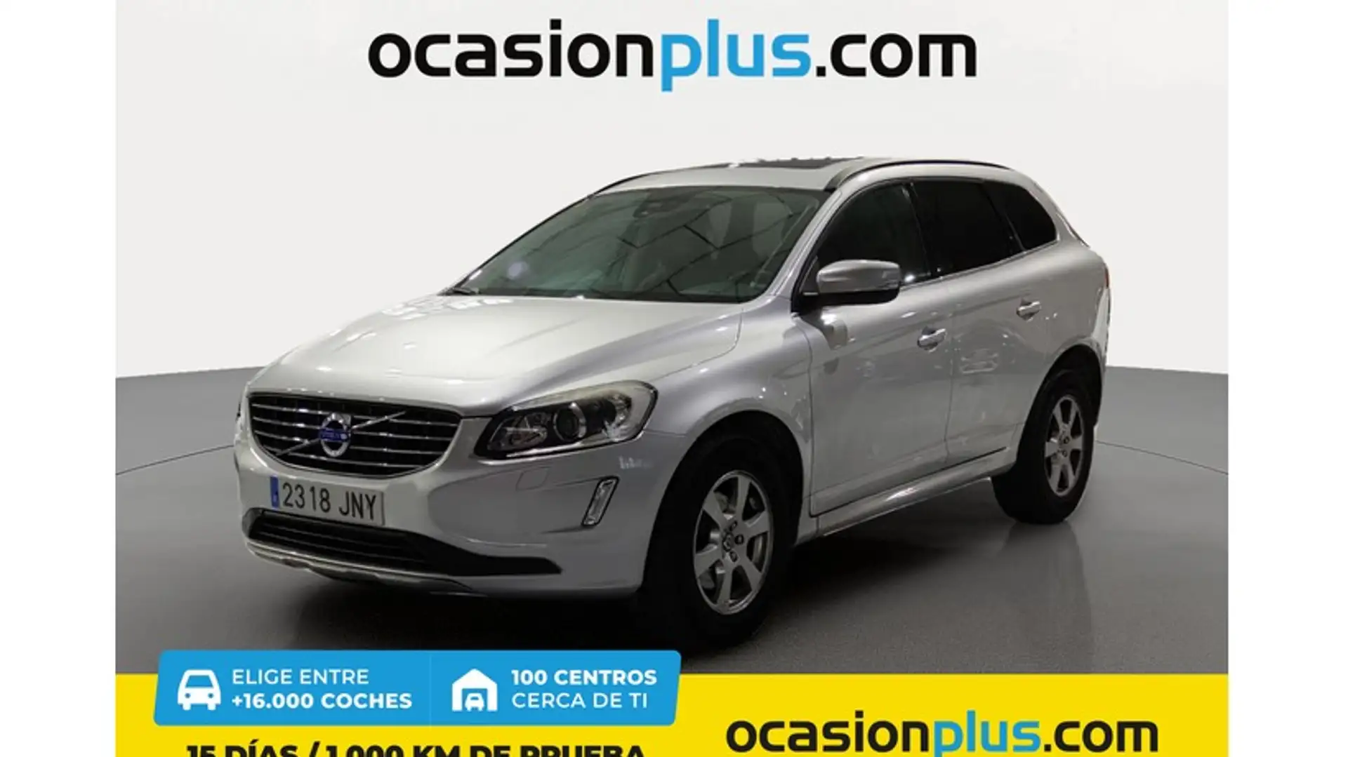 Volvo XC60 D4 Momentum Aut. 190 Plateado - 1
