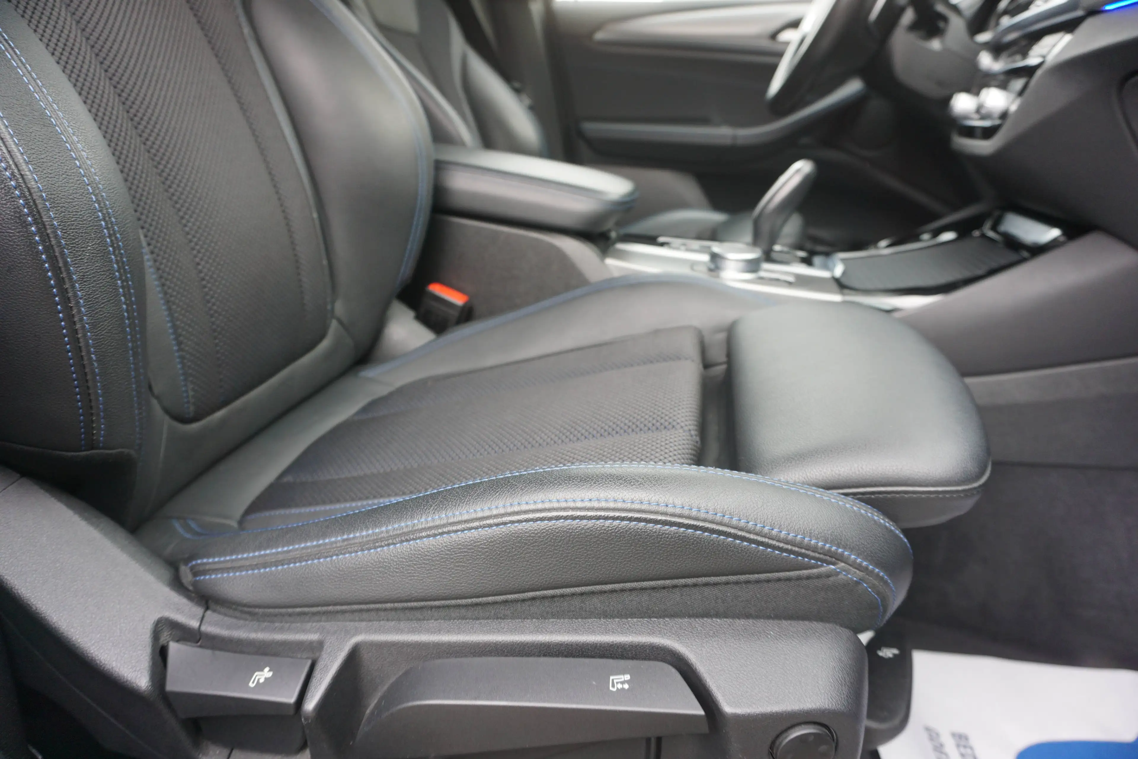 BMW X3 X3 2.0 dA xDrive20-Mpakket-Navi-CruiseC-ZetelV-StuurV-Carplay-Trekhaak-Garantie — photo 7