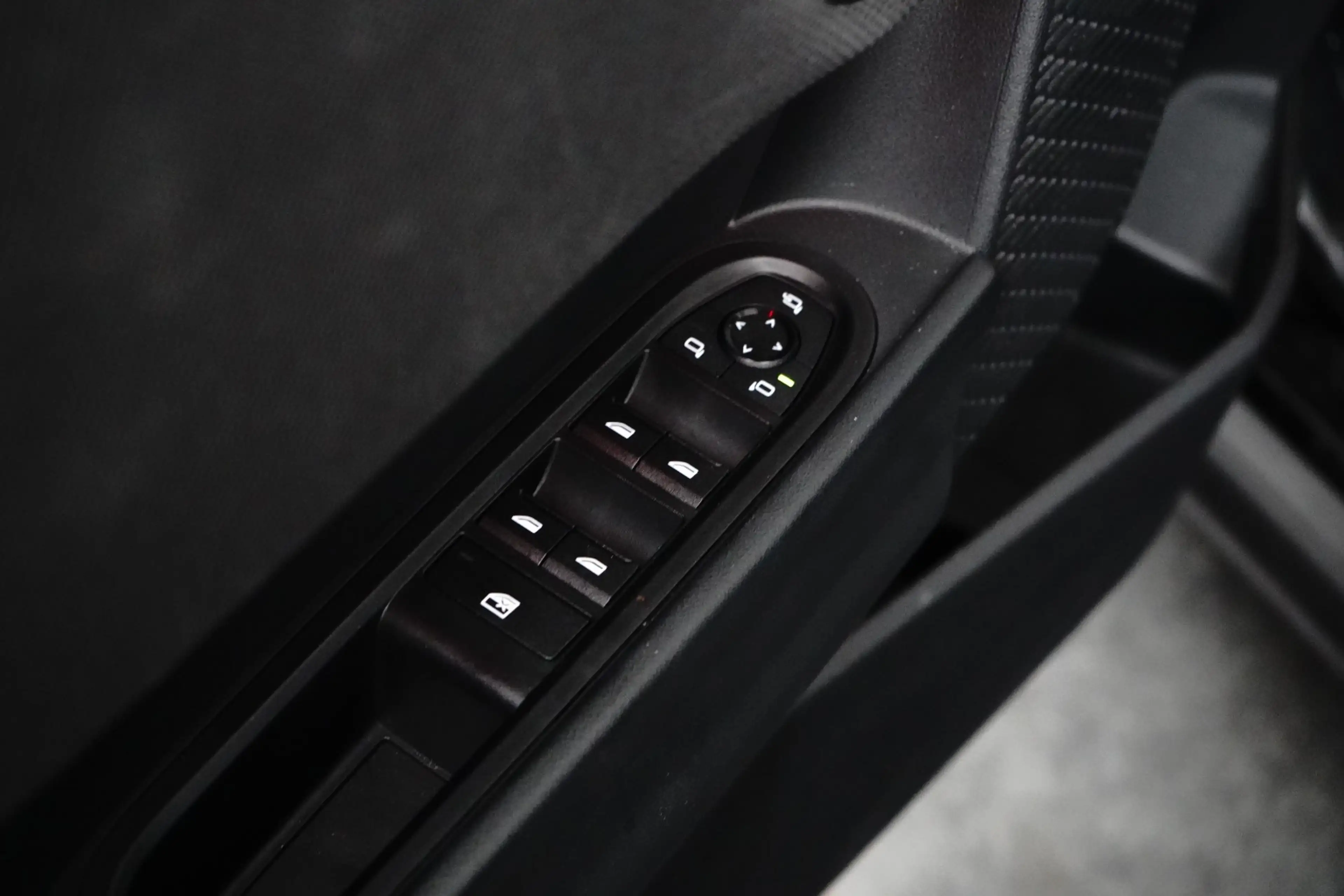 MINI Cooper S 5-Deurs 2.0 John Cooper Works XL 204 pk | Achterui — photo 20