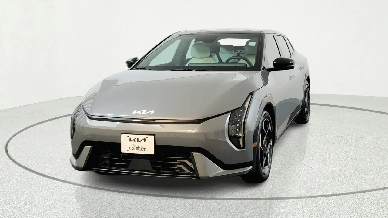 Kia EV4 снимка Kia EV4