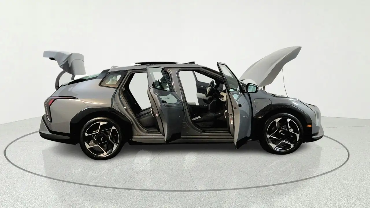 Kia EV4 снимка Kia EV4