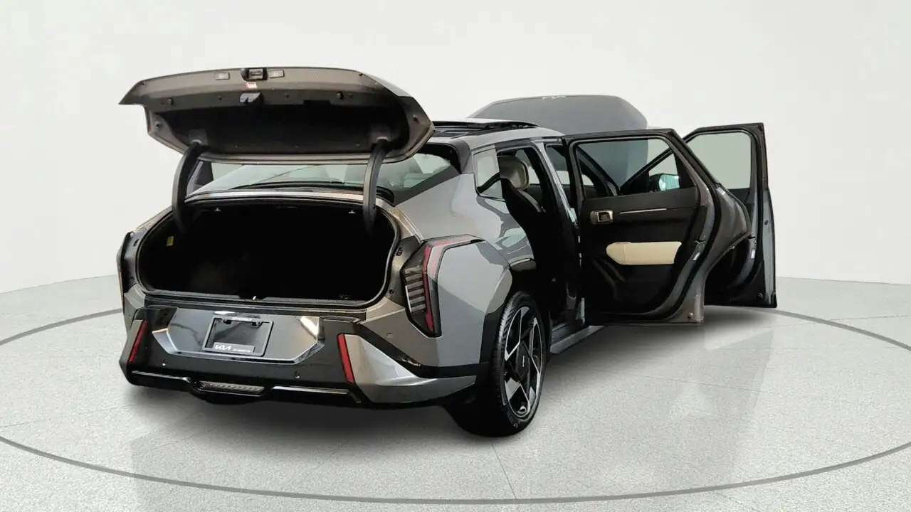 Kia EV4 снимка Kia EV4