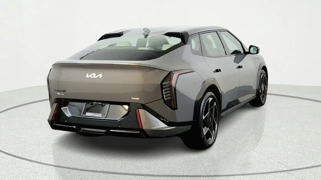 Kia EV4 снимка Kia EV4