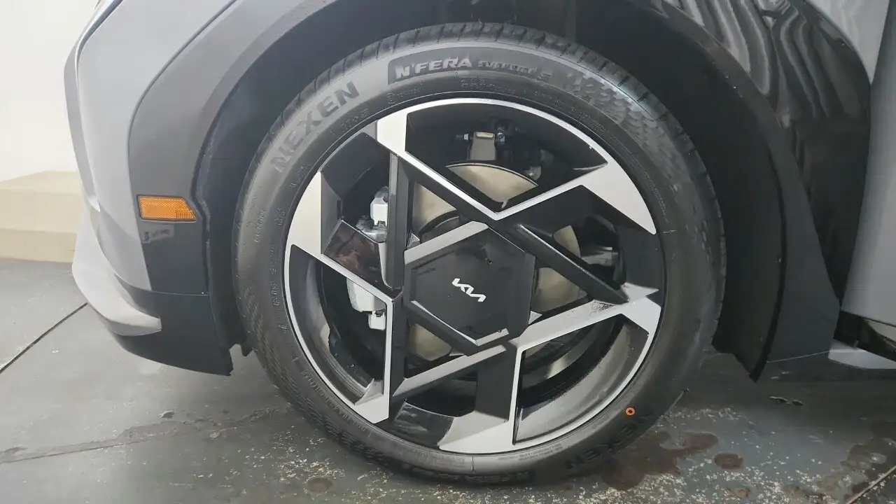 Kia EV4 снимка Kia EV4