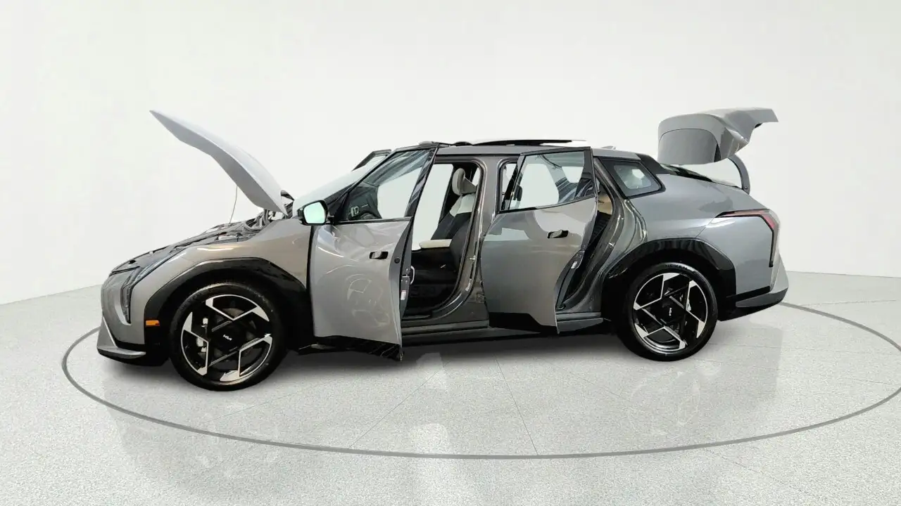 Kia EV4 снимка Kia EV4